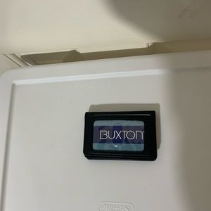 Buxton 1 Fold Hand Stitched Genuine Top Grain Leather Wallet, Black.